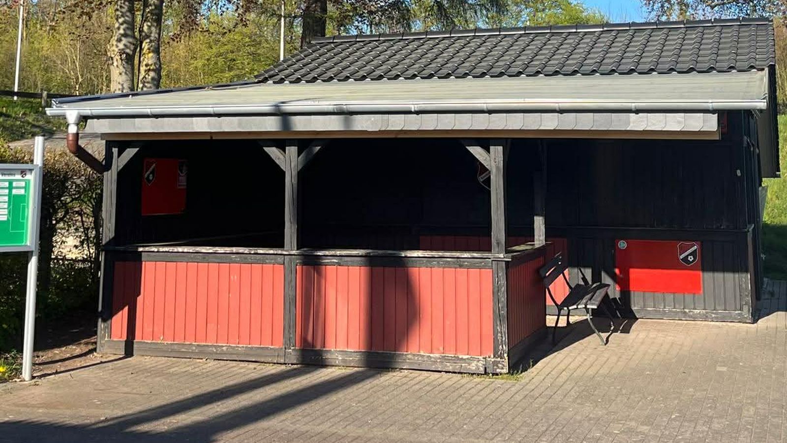  Spende ermöglicht Dachsanierung und -erweiterung beim FC Stadtoldendorf