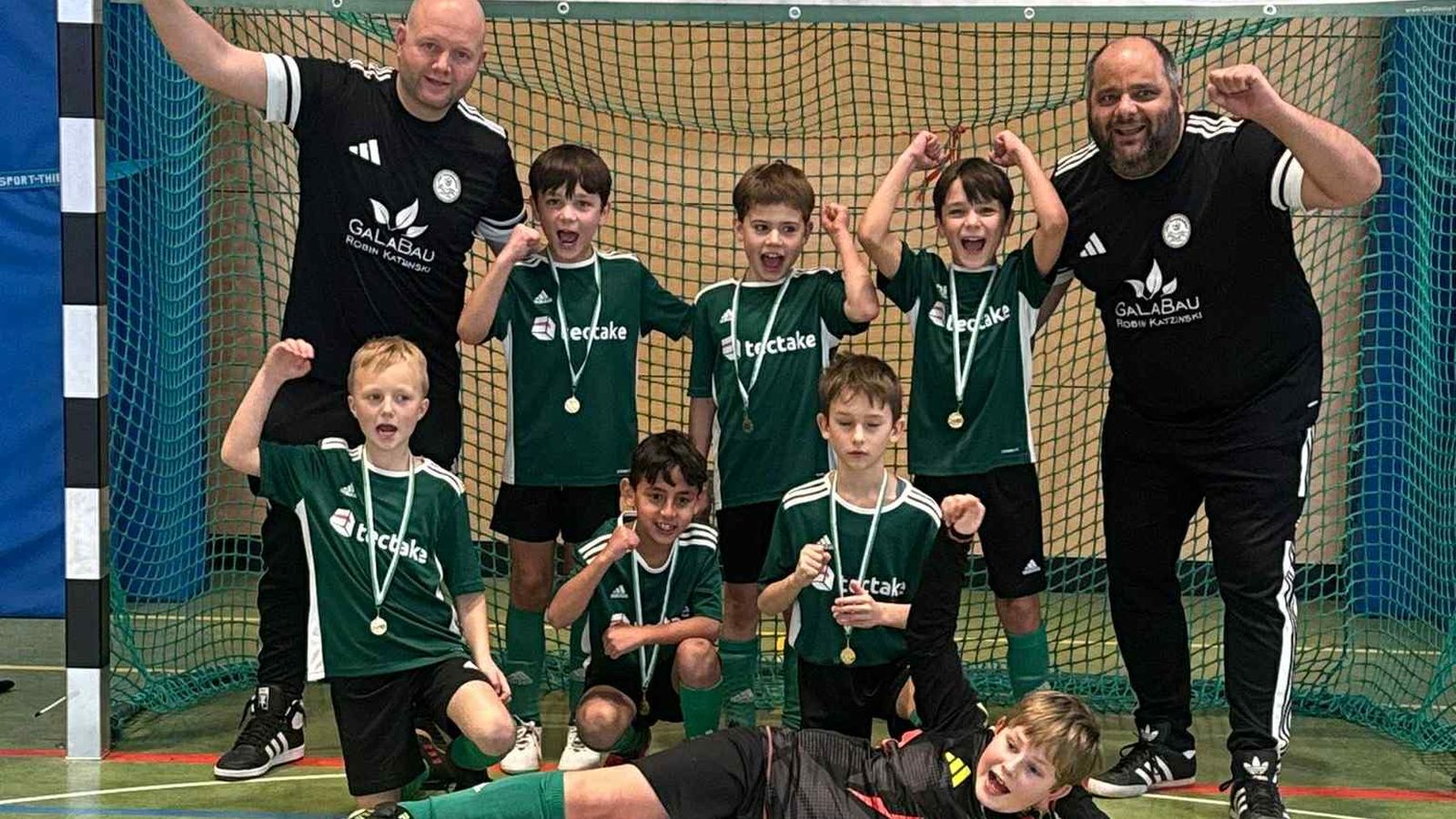 Vierter Turniersieg: JSG Forstbachtal auch beim Hallen-Cup in Hameln das Maß aller Dinge