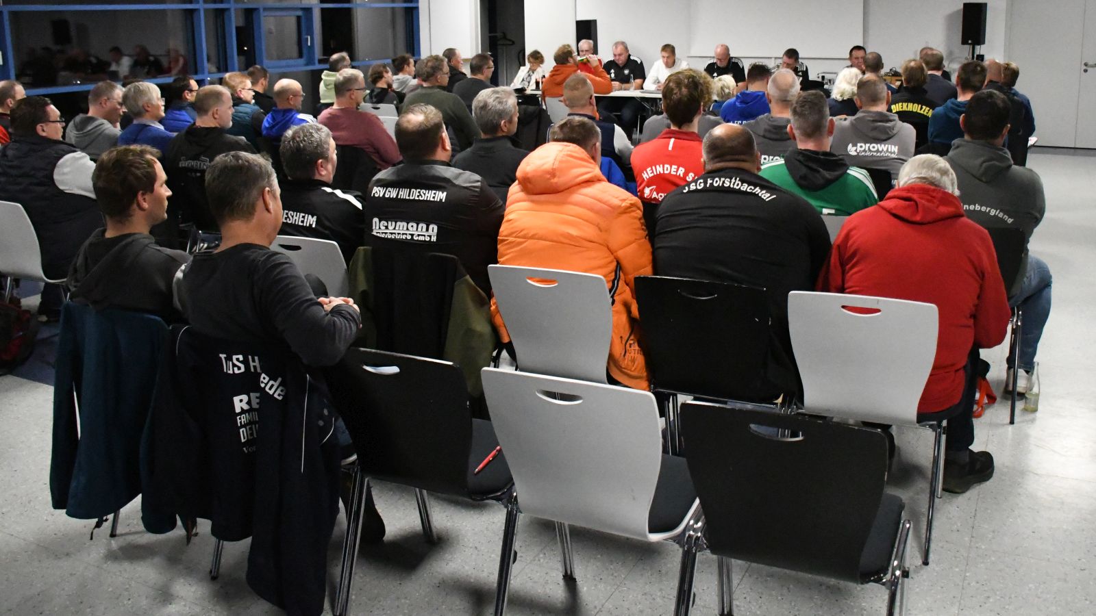 Weichen sind gestellt: Die Sparkassen HallenMasters starten