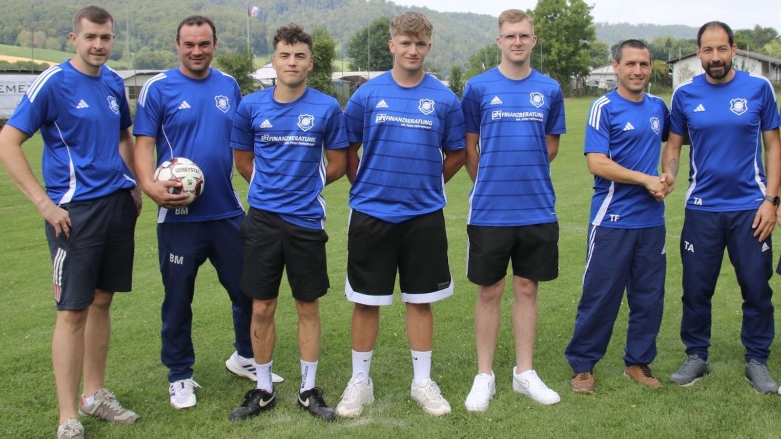 Neue Strukturen beim SV Rühle: Trainerwechsel und Neuzugänge