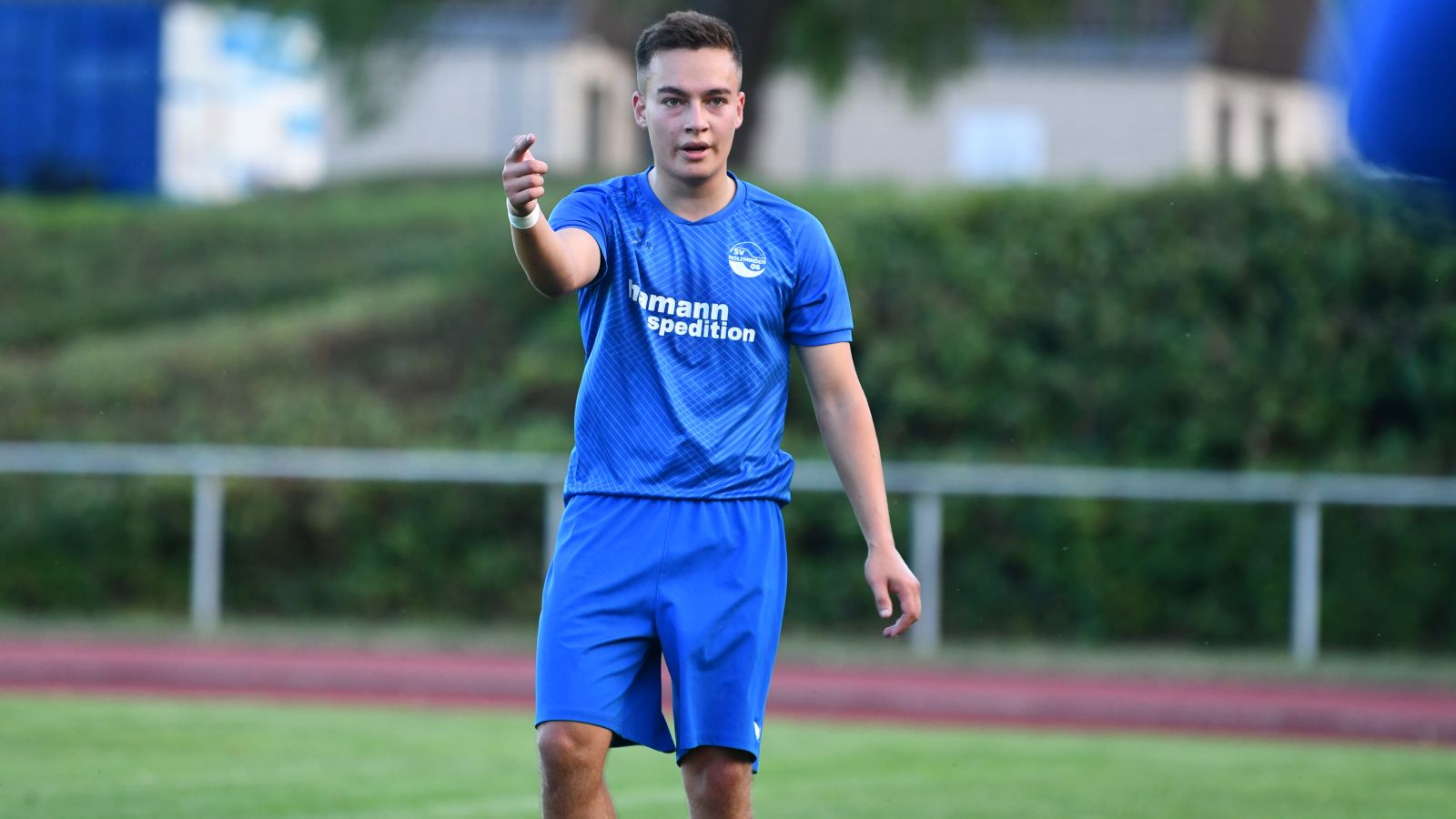 Spitzenspiel am Samstag: Spitzenreiter Holenberg empfängt Holzminden