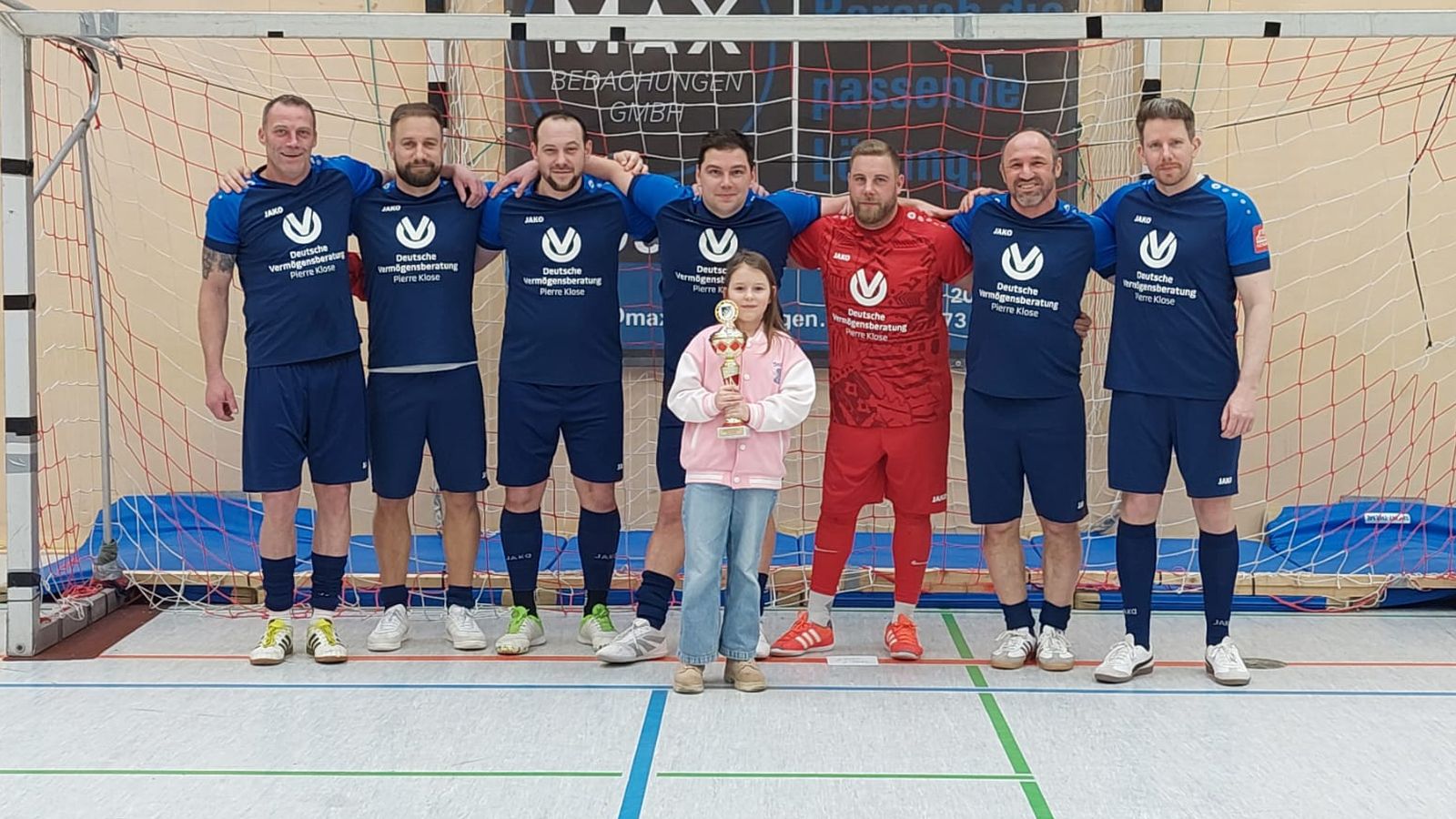 Altherren des DSC Duingen gewinnen erneut das Kaierder Hallenturnier