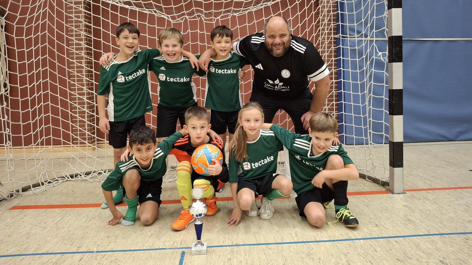 F-Jugend der JSG Forstbachtal mit starkem zweiten Platz beim Hallensoccercup in Bad Pyrmont