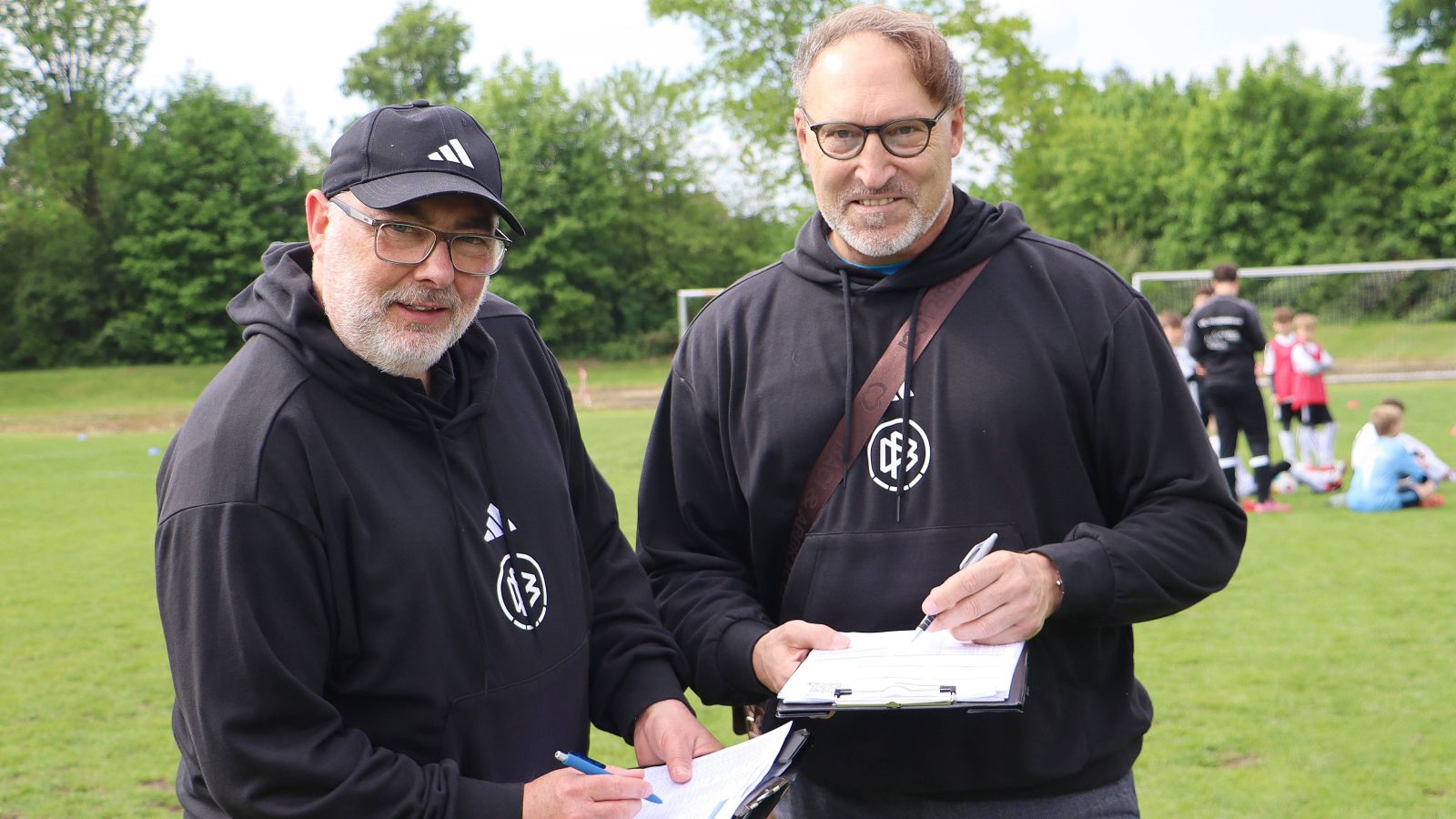 Hils, Sollingtor, Forstbachtal, Holzminden und United stehen in der Zwischenrunde