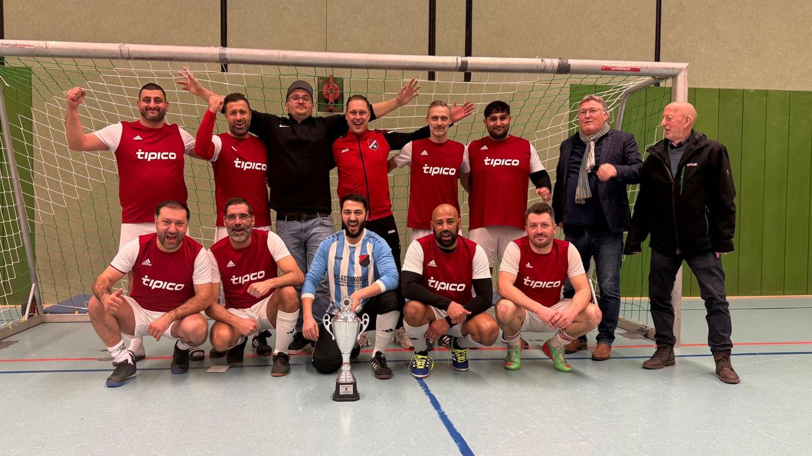 Der nächste Streich: SG Stadtoldendorf/Negenborn gewinnt Uslarer Ü32-Turnier 